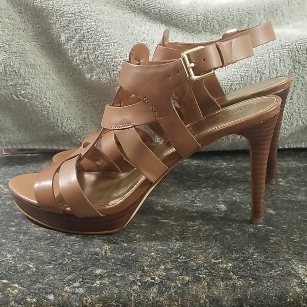 Marc Fisher size 10 heels
